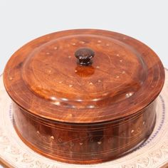 Handcrafted Wooden Hot Pot with Brass Work | Roti/Chapati Warmer | Premium Sheesham Wood Roti Hot Pot | 12-Inch Wooden Roti Hot Pot with Brass Work - Image 4
