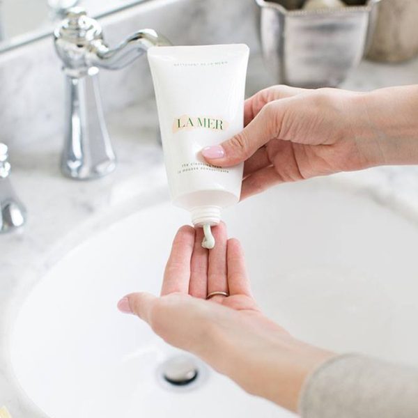 La Mer The Cleansing Foam – Luxurious Facial Cleanser with Miracle Broth - Purifying & Rebalancing Face Wash - Image 8