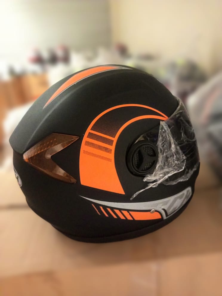 Tech Helmet for Riders | Smart Motorcycle Helmet with Stylish Design & Safety Protection for All Bikes - Image 4
