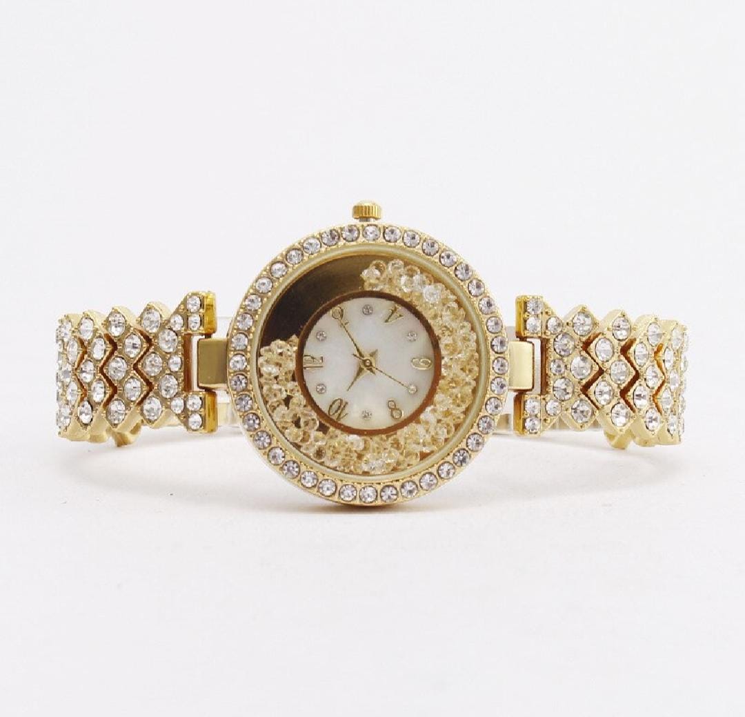 Luxury Diamond Women’s Fashion Watch – Elegant Quartz Wristwatch for Ladies | Stylish Leisure Design, Premium Look (Without Box) - Image 5