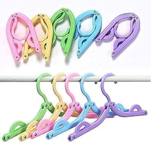 1 Pc Foldable Travel Hanger – Portable Clothes Hanger for Travel & Home Use (Random Color)