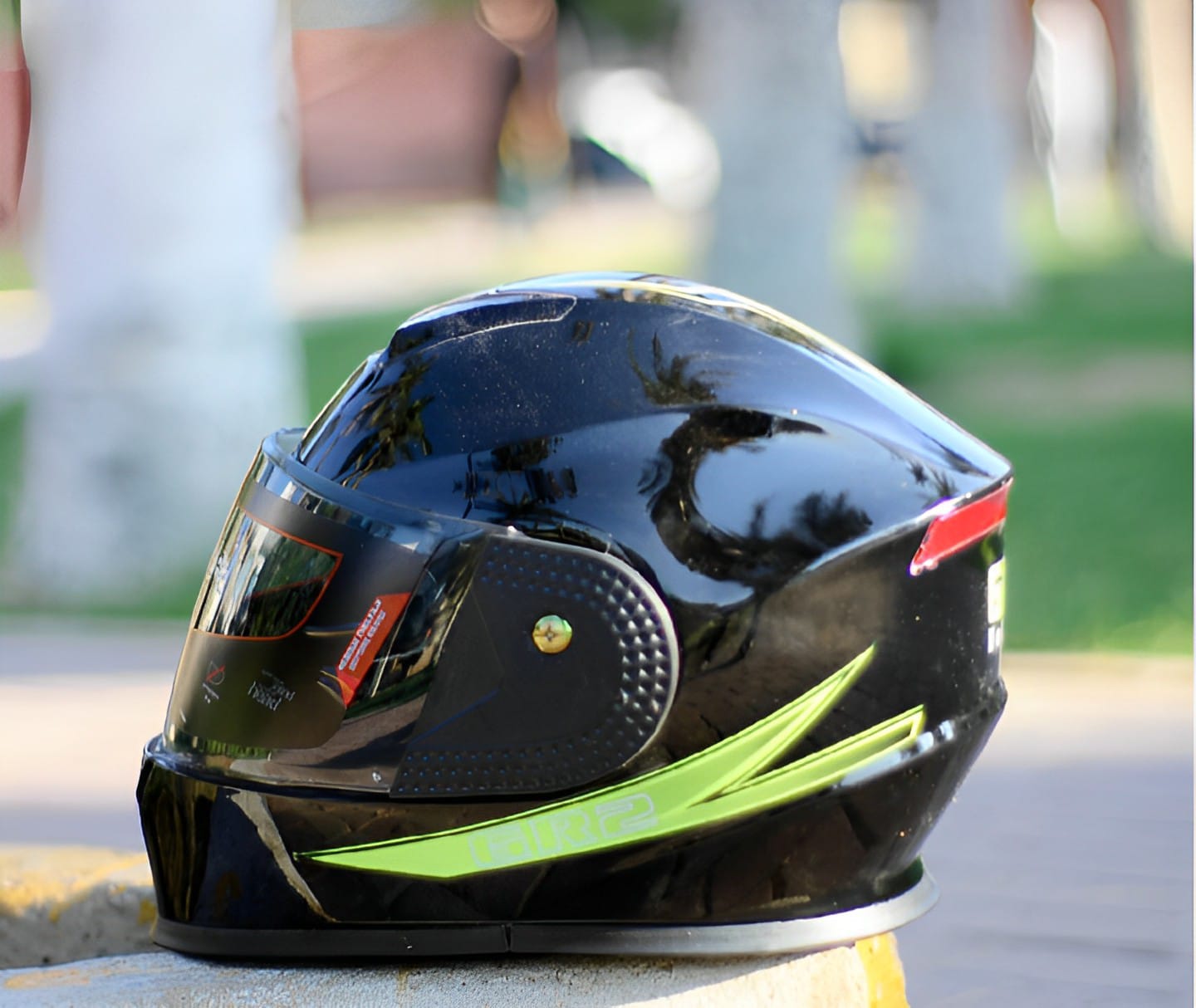 GR 2 Style Bike Helmet – Large Size | Strong Protection, Comfortable Fit, Stylish Riding Helmet for Men & Women - Image 2