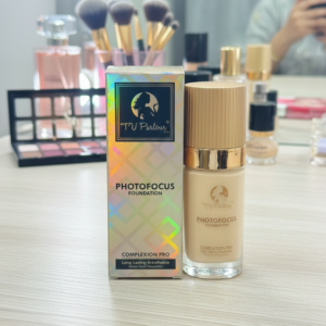 TV Parlour Foundation – Smooth Coverage, Natural Finish & Easy-Blend Formula for Daily Makeup (32g)