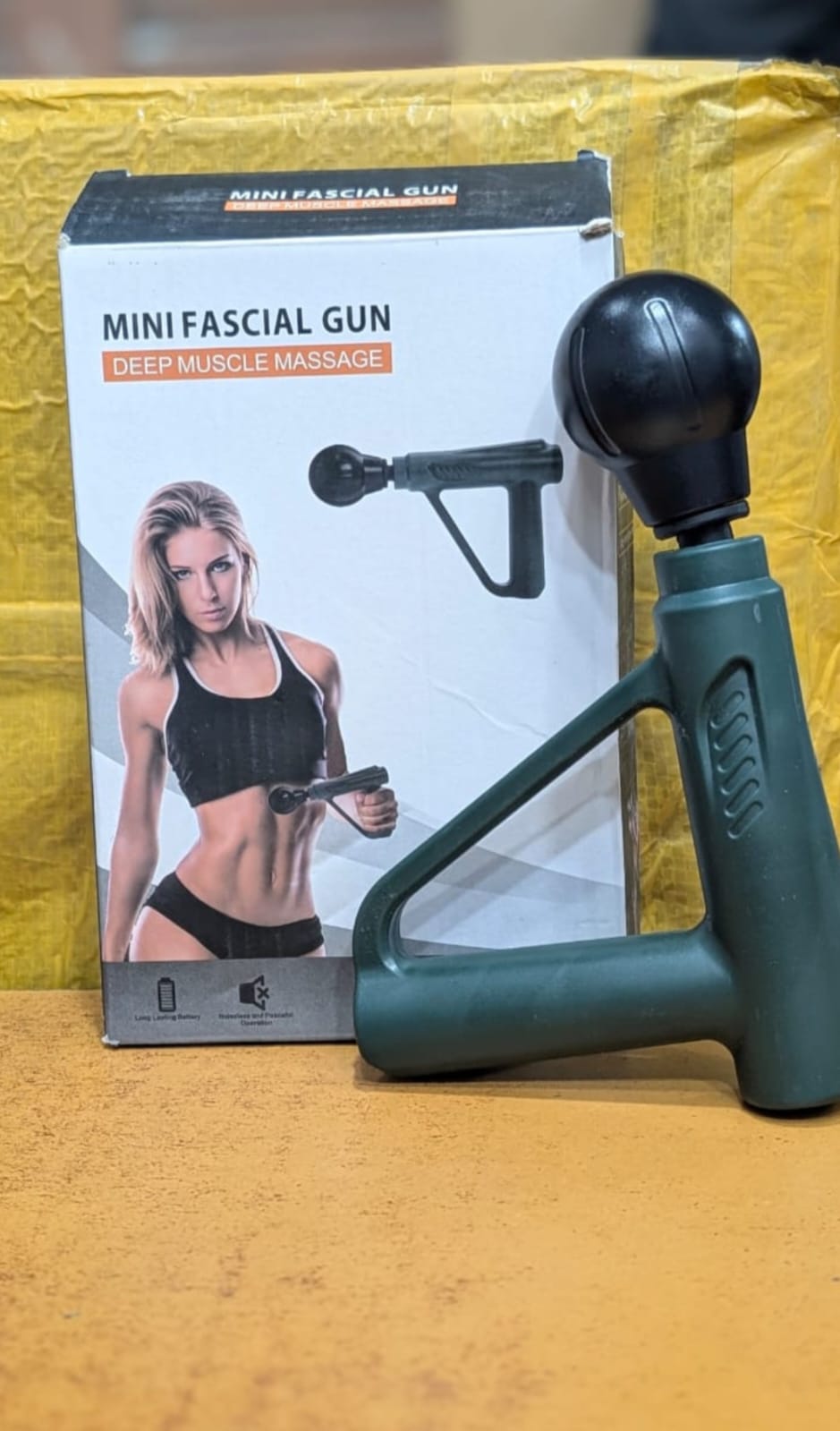 Mini Fascial Gun - Deep Tissue Massage Gun for Muscle Relief, Portable Percussion Therapy, Rechargeable (Random Color)