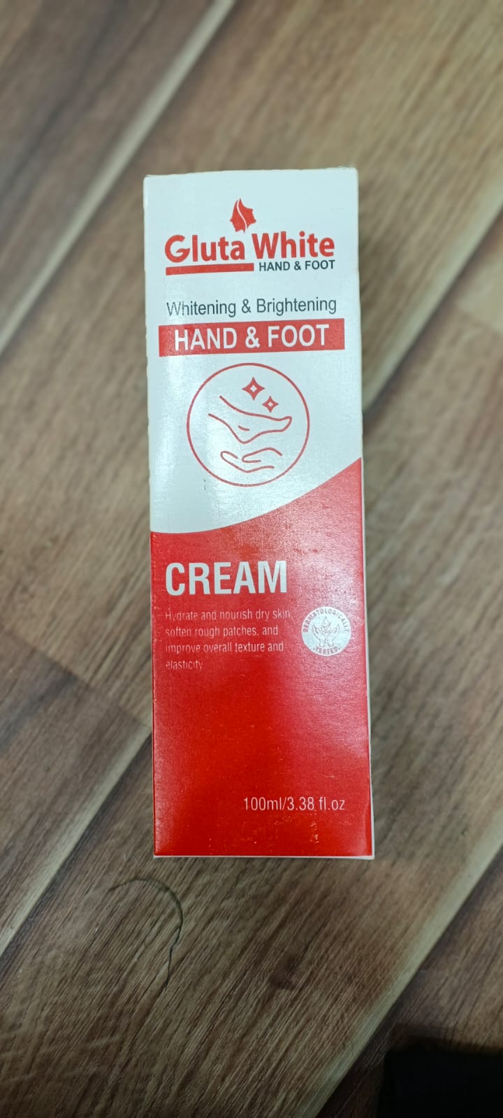 Gluta White Professional Hand & Foot Whitening Cream 100ml - Brightens Dark Elbows, Knees & Knuckles for Radiant, Even Skin Tone - Image 2
