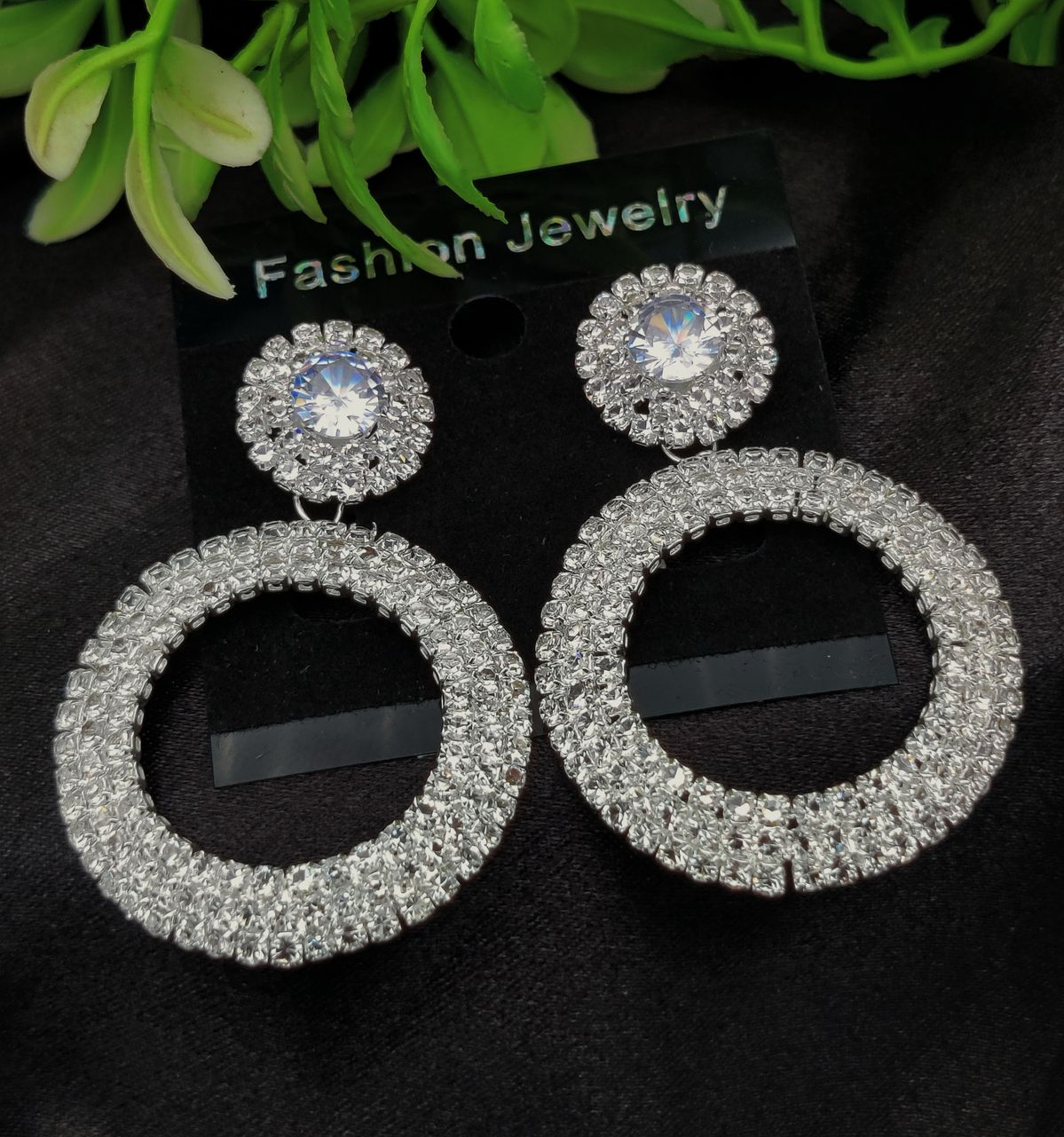 Luxury Silver Circle Earrings – Imported Tarnish-Free Women's Jewelry - Image 3