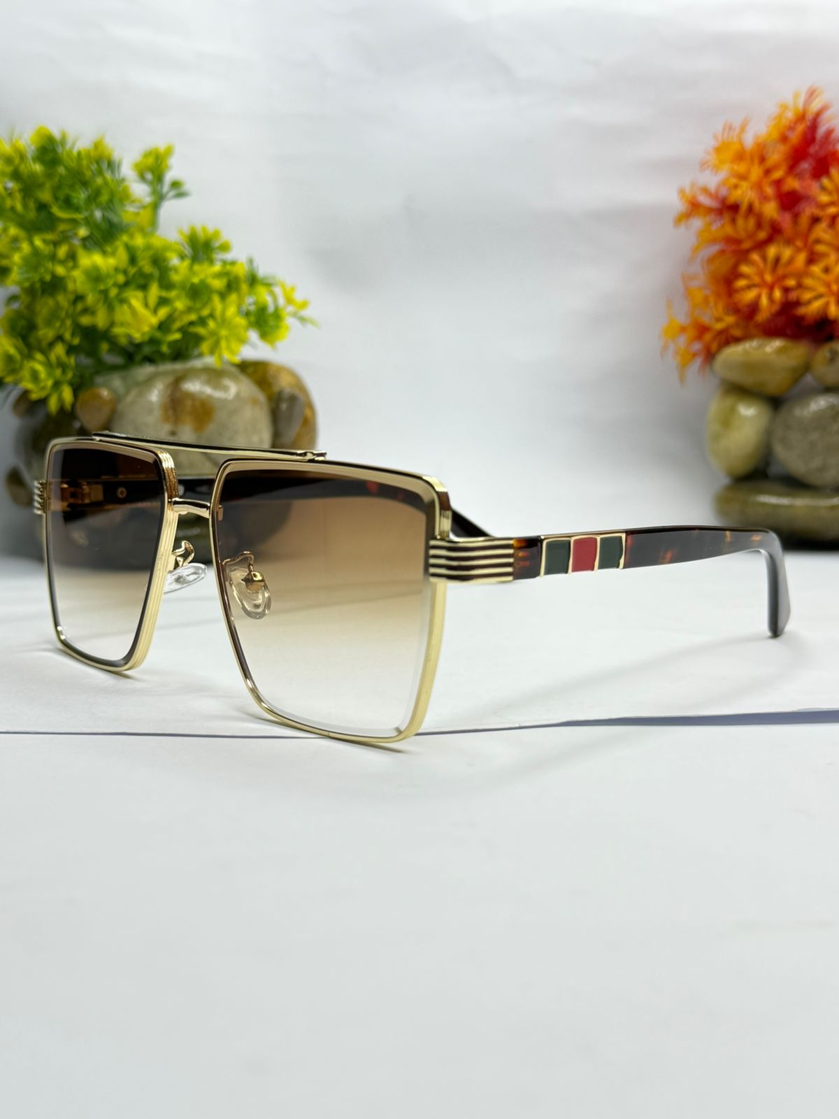 Luxury Square Black Gradient Unisex Sunglasses - Image 4