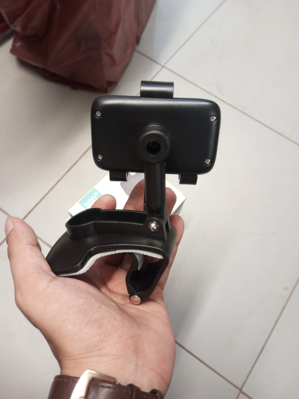 CAR Smart Phone Holder – 360° Free Spin Adjustable Dashboard & Air Vent Mount for Phones - Image 5