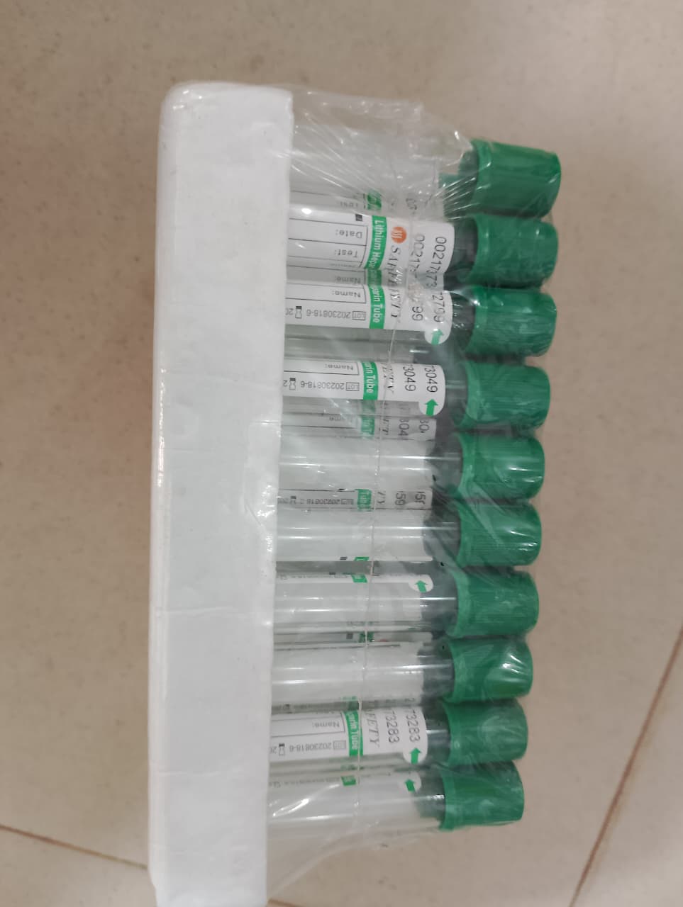 SAFETY Lithium Heparin Vacuum Blood Collection Tubes (Glass, 3ml, 13x75mm) - Pack of 100 - Image 3