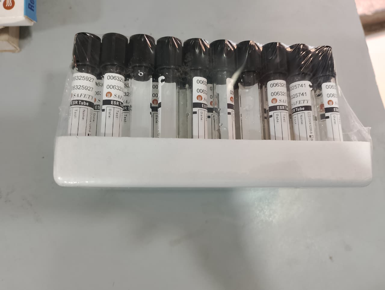 Safety Black Collection Tube ESR Blood Test Tube 3ML, Secure Sample Collection, 100pcs Laboratory Pack - Image 3