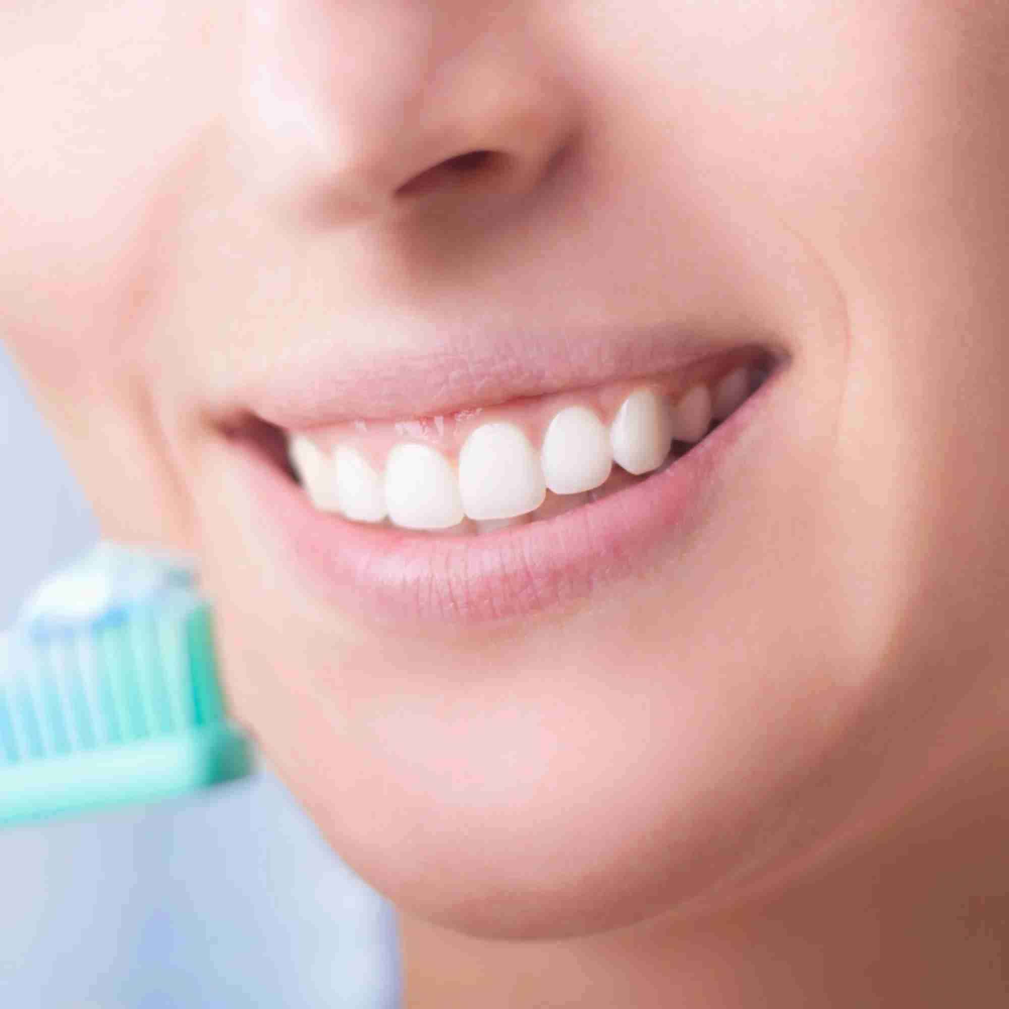 Body Accel Niacinamide Whitening Toothpaste 100ml Advanced Stain Removal With Probiotics For Bright Smile & Fresh Breath - Image 2