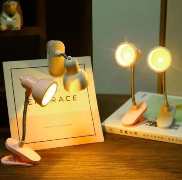 Mini Book Light with Clip ? Portable LED Reading Lamp, Travel Bedroom Night Light, Eye Protection (Random Color)