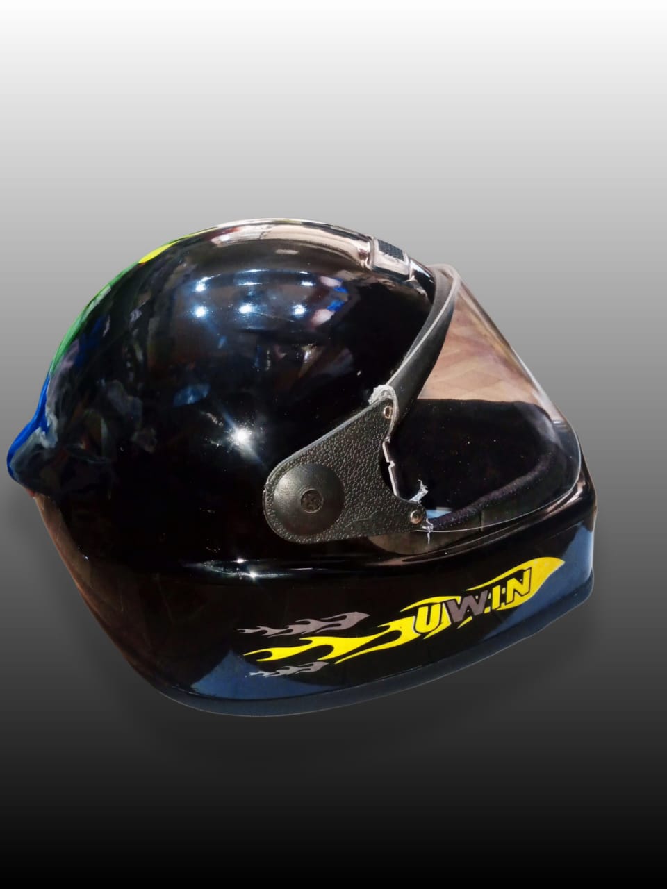 Helmet for bikers for safety and comfort - Image 2