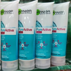 Garnier Skin Naturals Pure Active 3-in-1 Face Wash + Scrub + Mask 100ML – Deep Cleansing Charcoal Formula for Fresh & Clear Skin