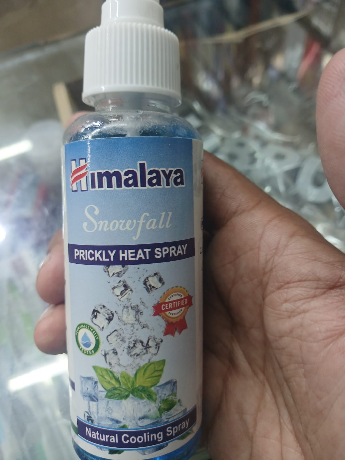 Himalaya IceCool Body Relief Spray Instant Cooling Relief for Garmi Dana & Summer Skin Irritation - Image 3