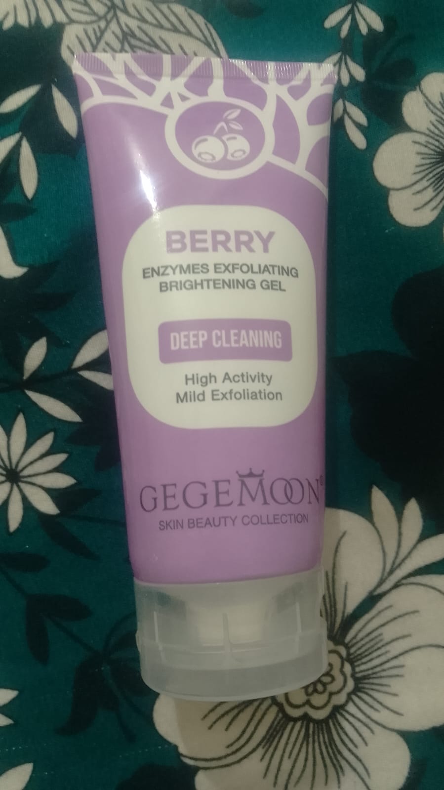 Gegemoon Exfoliating Dead Skin Remover Gel 150ml Berry Flavor | Smooth & Refreshing Skin Care - Image 5