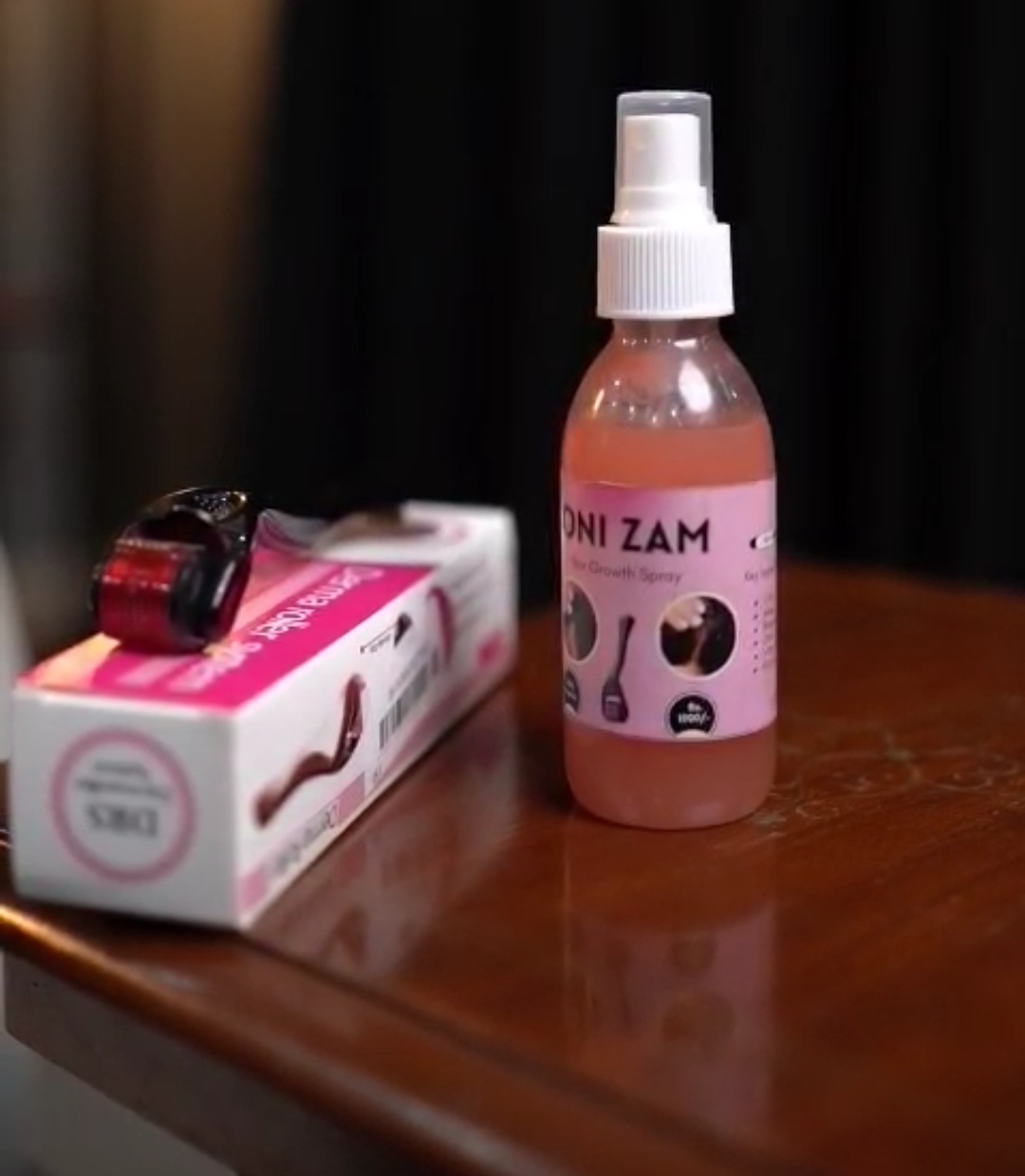 ONIZAM Hair Growth Kit(1 × 100ML OniZam Hair Growth Spray
1 × 0.5mm Titanium Derma Roller)