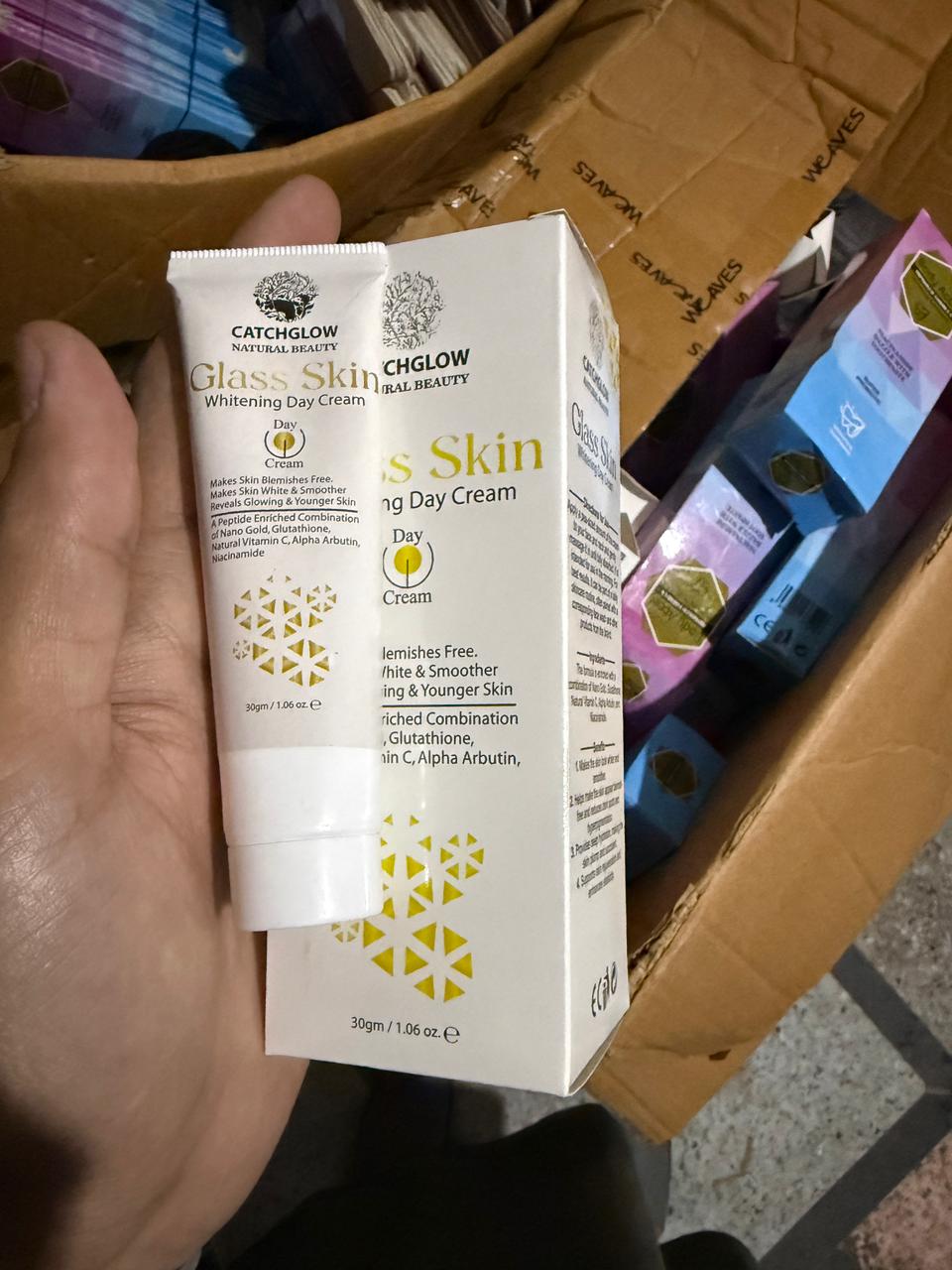 Catchglow Natural Beauty Glass Skin Whitening Day Cream 30g Radiant Glow Skincare - Image 5