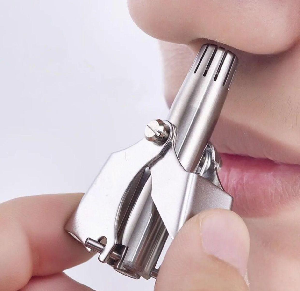 Manual Stainless Steel Nose & Ear Hair Trimmer - Painless, Battery-Free Precision Personal Grooming Tool with Cleaning Brush - Image 2