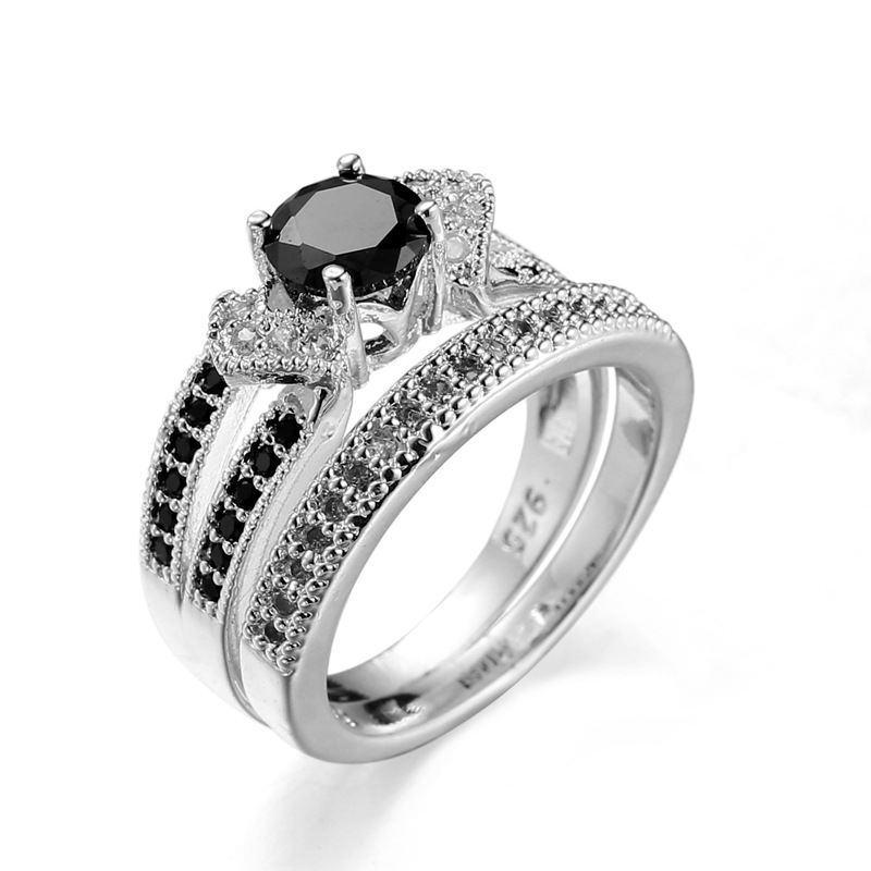 Black Zircon Vintage Ring for Women | Elegant Fashion Jewelry - Image 2