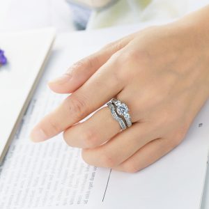 White Zircon Couple Ring Set for Women – Elegant Matching Promise & Engagement Rings