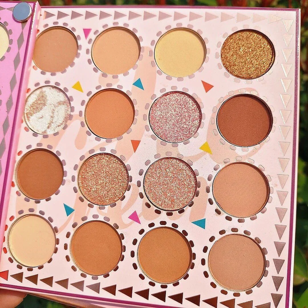 Fashion Makeup Palette Eyeshadow Blush Highlighter Makeup Palette - Image 4