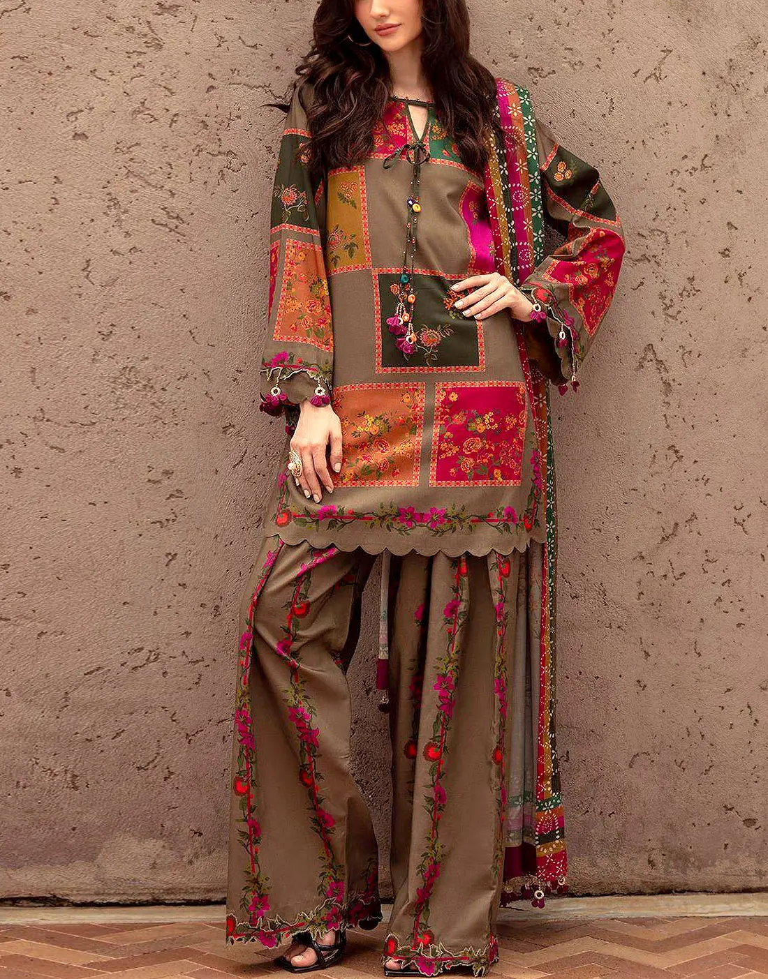 Trendy All-Over Digital Print Swiss Lawn 3 Piece Unstitched Dress with Soft Chiffon Dupatta Lawn Collection 2026