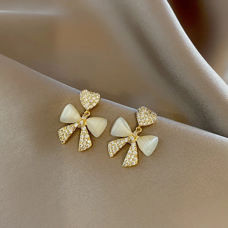 Heart Bow Zircon Korean Stud Earrings for Women Elegant Golden Alloy Earrings Without Box