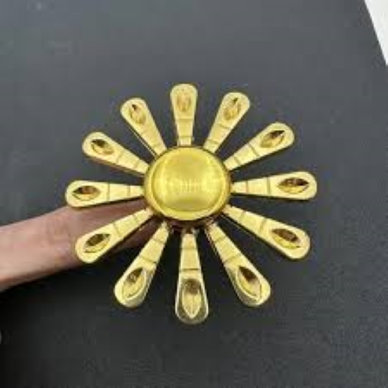 1 Piece Fidget Spinner Toys Hand Spinner High Speed For Kids/Adult Gyro Stuffer Time Relieve Stress ( Random Color ) - Image 4