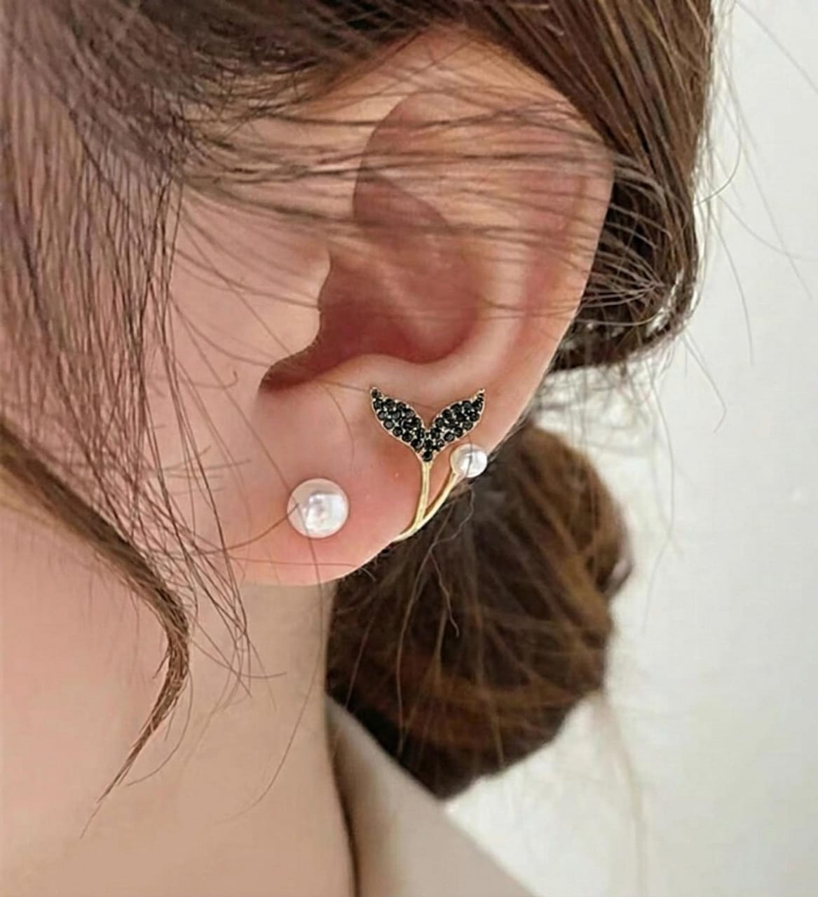 AUJ-939 Korean Fish Tail Earrings Elegant Fashion Jewellery, Stylish Accessory for Women - Image 2