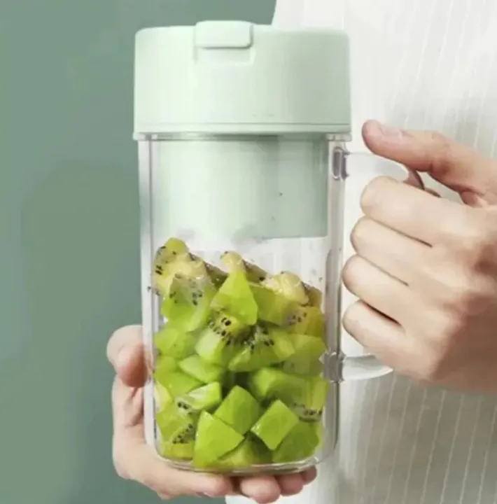 Professional Mini Juicer Portable Blender & Smoothie Maker with Built-In Straw - Image 3