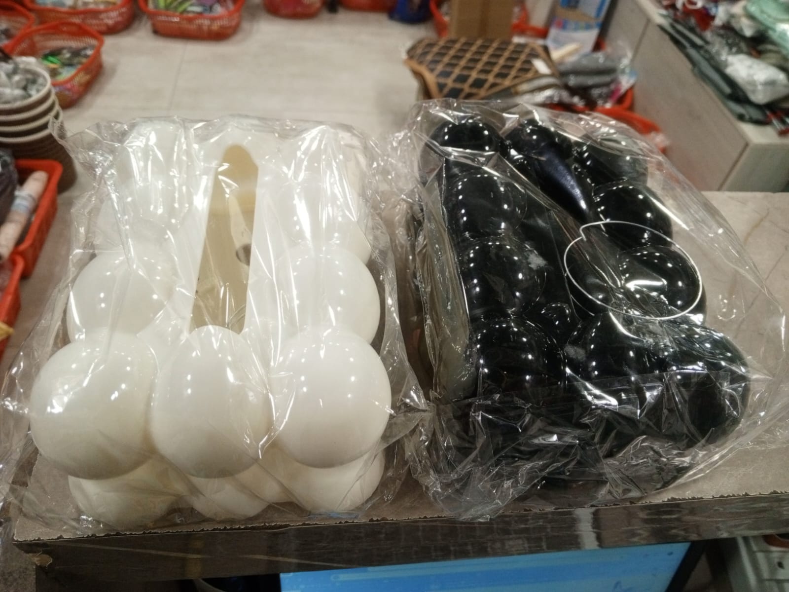 Bubble Shape Tissue Box Holder | Randam Color - Image 5