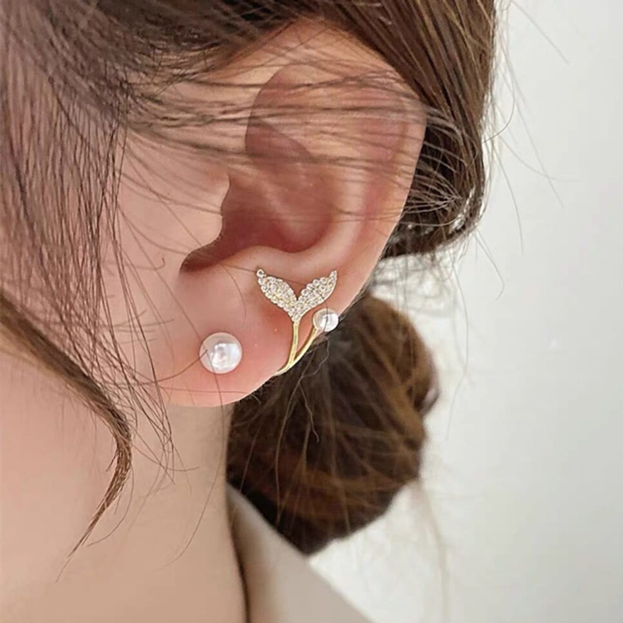 AUJ-939 Korean Fish Tail Earrings Elegant Fashion Jewellery, Stylish Accessory for Women - Image 5