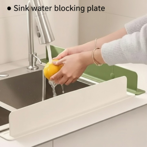 Silicone Sink Splash Guard With Suction For Kitchen And Bathroom  Flexible Water Splash Stopper For Faucets, Countertops And Daily Cleaning Protection (Random Color)