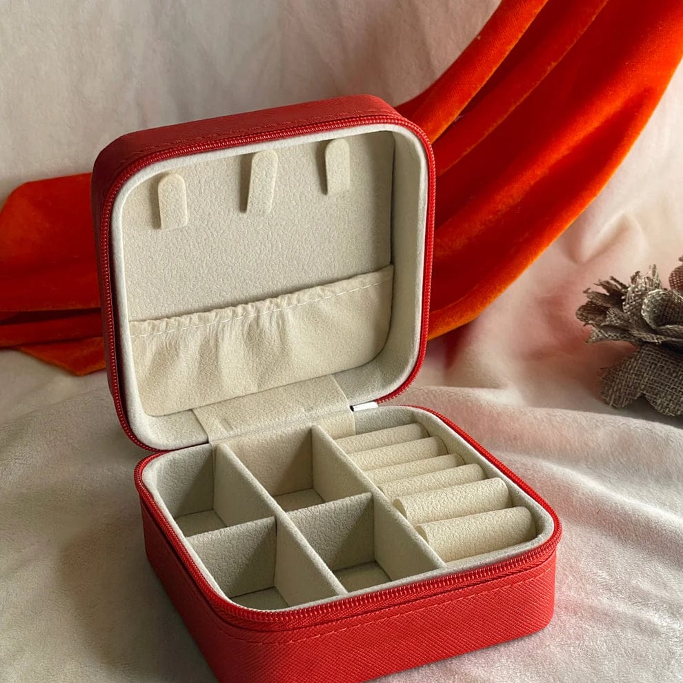 QSJ-178 Mini Jewelry Organizer Compact Storage Box, Elegant and Practical Accessory for Women- RANDOM COLOUR - Image 2
