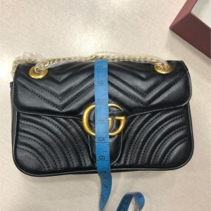 Luxury Gucci Matelassé Crossbody Bag (10 × 7 Inches) Stylish Black Chevron Shoulder Purse