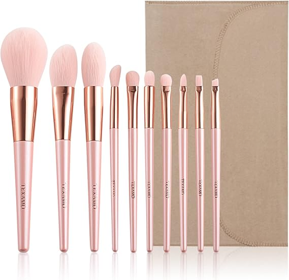 Sweet Beauty 07 PCs Makeup Brush Set - Image 4