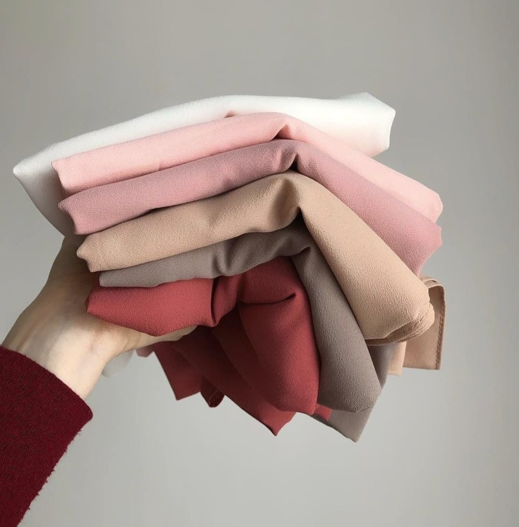 Pack of 5 Hijab With 1Pc 4-in-1 Inner Cap Gift Set (Mix Colors Without Box)