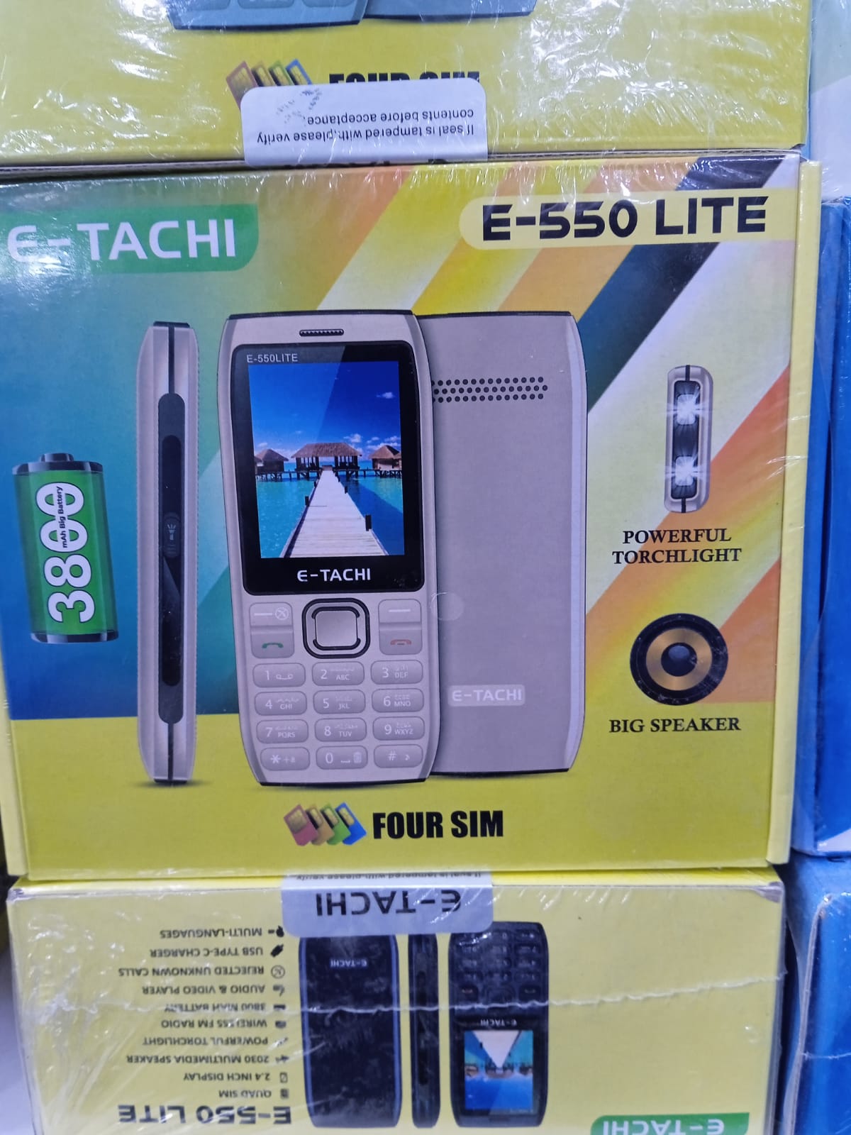 Etachi E550 Lite Mobile With 2.4 Inches Qqvga Display 3800mah Battery 4 Sim Support And Pta Approved (Random Color) - Image 3