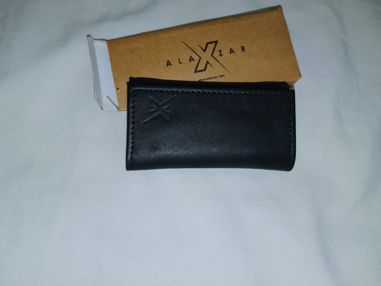 Alaxzar Premium Leather Key Organizer Sleek & Compact - Image 2