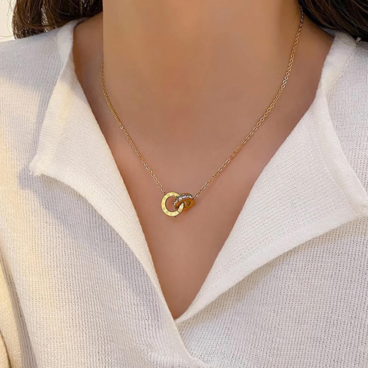 QCT-175 Roman Circle Stainless Steel Necklace Elegant Jewellery, Stylish Accessory for Women - Image 3