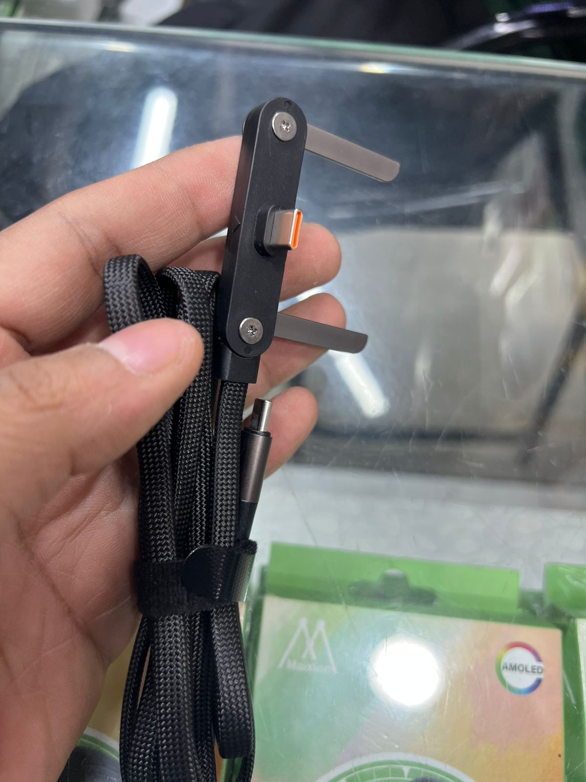 240W Type-C to Type-C Fast Charging Cable with Adjustable Stand 1.5M PD 3.1 90° Elbow Gaming Cable - Image 4