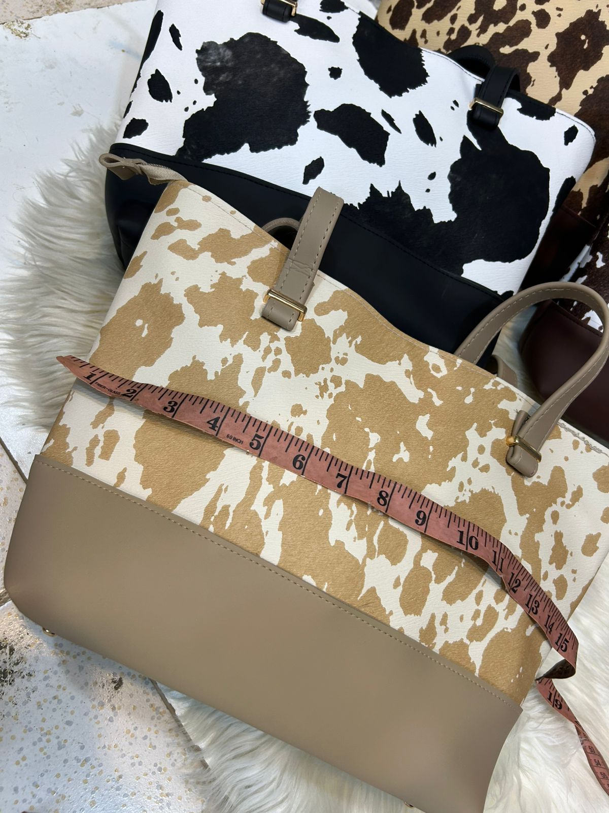 2 Pcs Premium Cow Print Tote Bag Set for Women Stylish Shoulder Handbag with Matching Pouch - Image 4