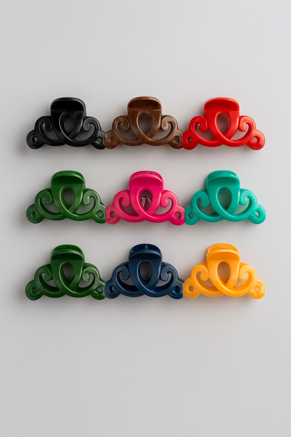 Large Plastic Hair Catchers 6-Piece Set for Girls, Multiple Colors - Image 3