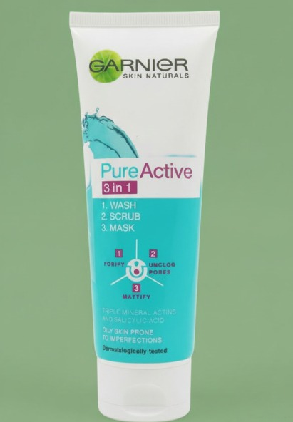 Garnier 3 in 1 Pure Active Face Wash 100ml Liquid Cleanser for All Skin Types, Deep Cleansing and Refreshing Skincare - Image 3
