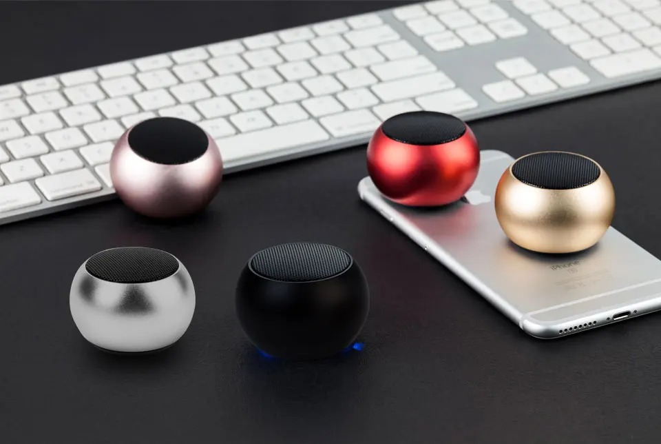 Mini Portable Wireless Bluetooth & Rechargeable Speaker - Wireless Bluetooth Mini Speaker With Card Slot (Random color)