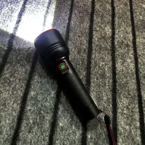 CB2208 Aluminium Alloy Flashlight 1000w Wick with 26650 Battery Strong, Durable Light with Low Battery Alert & Power Indicator