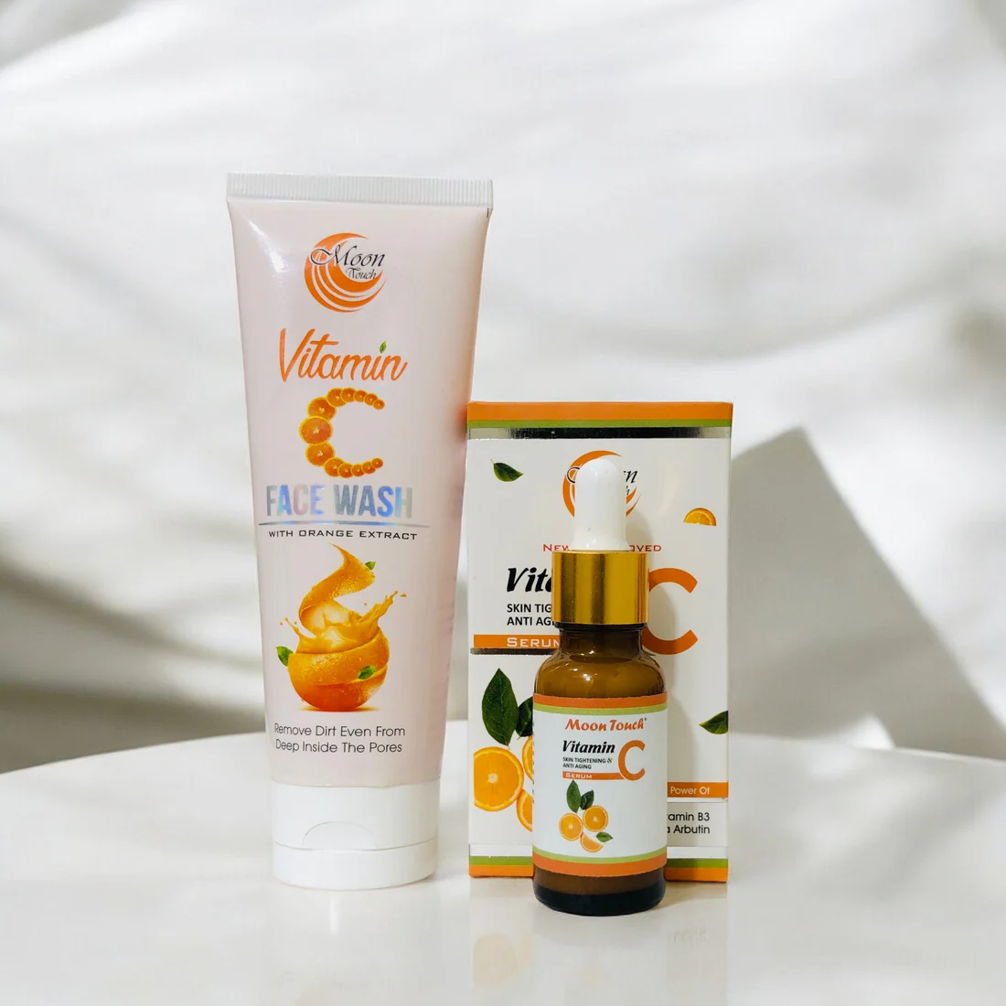 Vitamin C Face Wash + Vitamin C Face Serum (Pack of 2 ) - Image 2