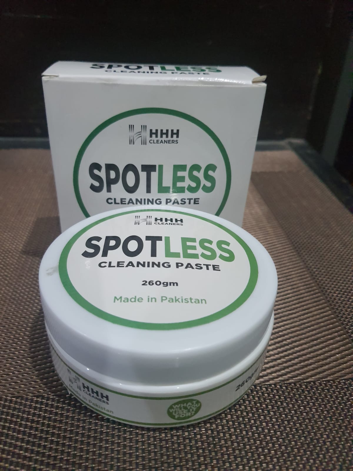 Spotless Shoe Cleaner 260gm box with Sponge - Image 2