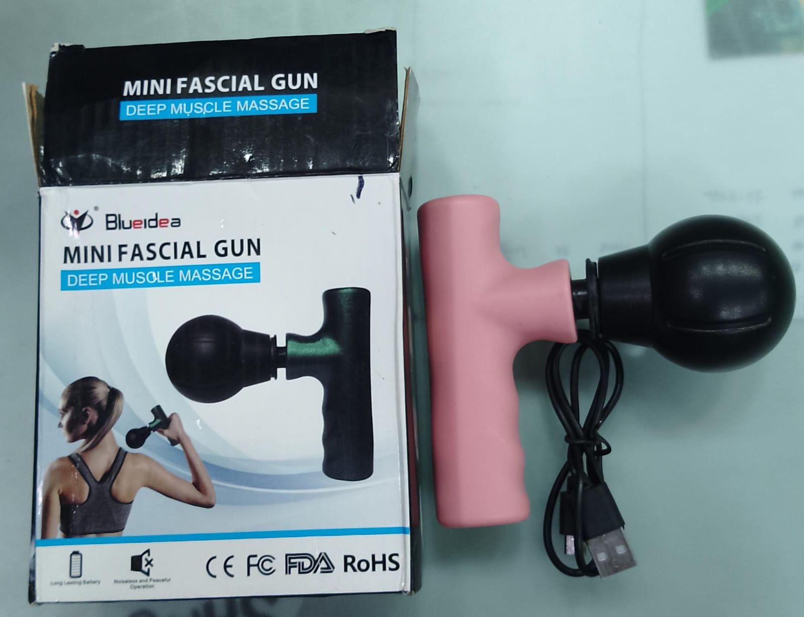 Black Mini Facial Gun  Portable Deep Muscle & Face Massager for Gym and Home Use - Image 4